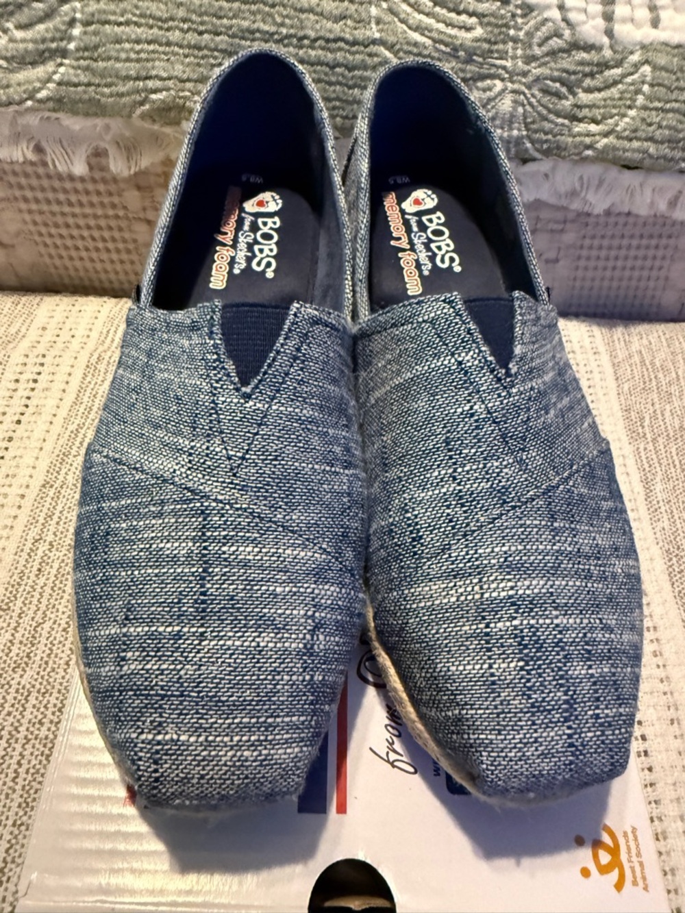 Skechers BOBS Women’s Espadrille Slip-Ons in Denim Blue.Wedge Heel. EUC